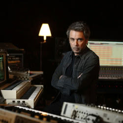 Jean Michel Jarre – Touch To Remember