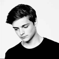 Martin Garrix – In The Name Of Love (feat. Bebe Rexha)