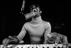 Stevie Wonder – Hey Harmonica Man
