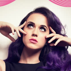 Katy Perry – International Smile (Acoustic)
